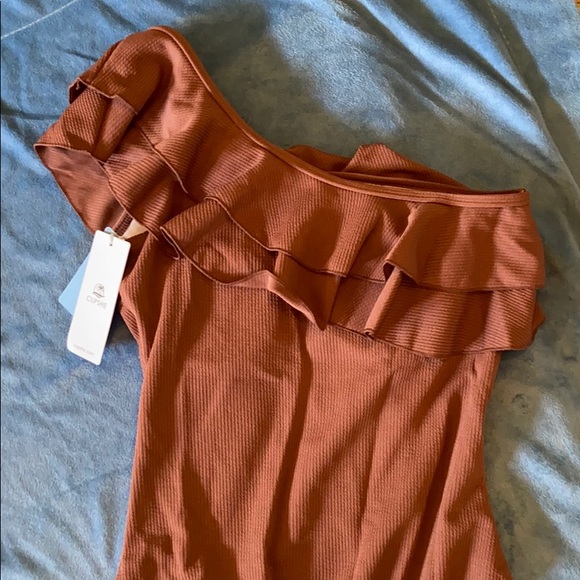 Cupshe | One Shoulder One Piece - Picture 3 of 3